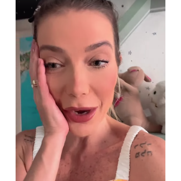 Em resposta às críticas, Luiza Possi gravou um vídeo nos stories desejando amor aos que a criticam
