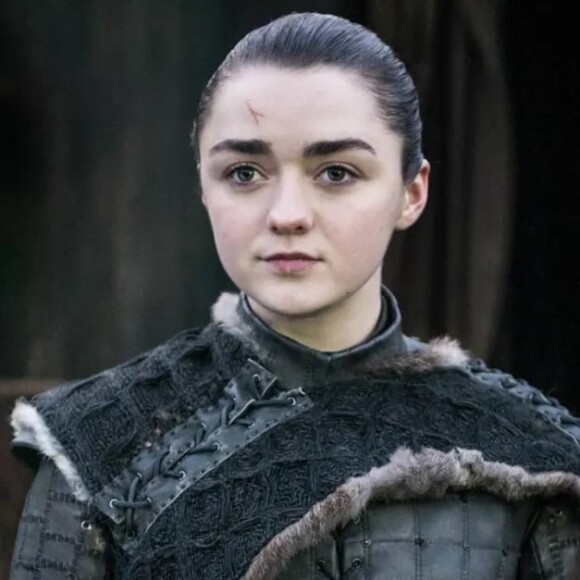 Klara Castanho, ainda foi comparada com a atriz que dá vida à personagem Arya Stark em 'Game Of Thrones'