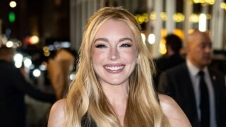 Qual é o segredo da pele de Lindsay Lohan? Atriz segue rotina de skincare e maquiagem de quase R$ 3 mil. Aos detalhes!