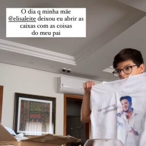 A mãe de Bernardo, Elisa Leite, guardou muitas lembranças de Cristiano Araújo para o filho