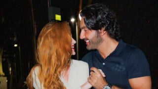 Marina Ruy Barbosa leva noivo, Abdul Fares, à festa e marca de batom da atriz no pescoço do bilionário rouba cena em foto. Veja!