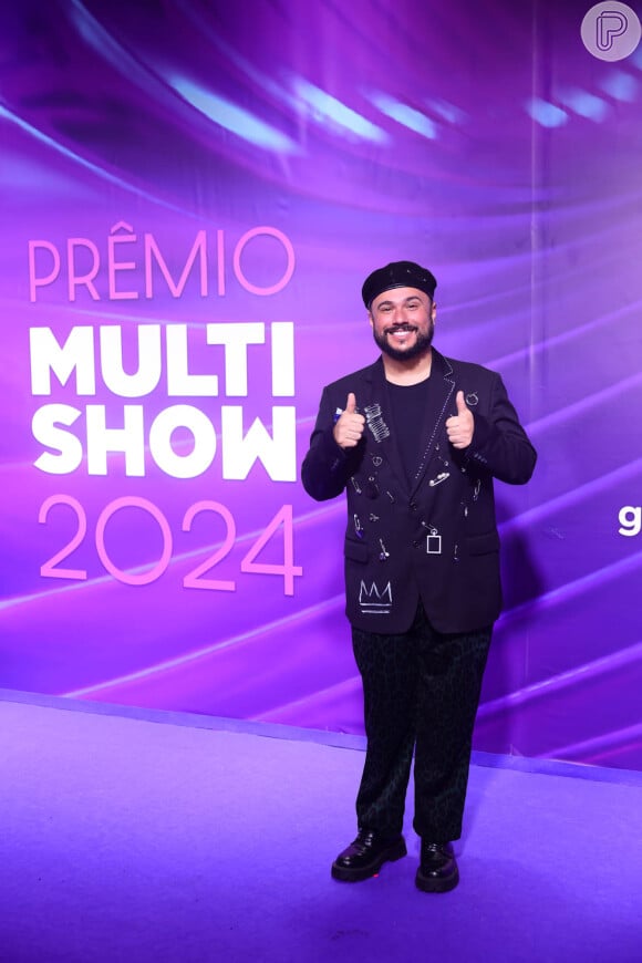 Prêmio Multishow 2024: Ed Gama apostou em um look básico com detalhes no blazer