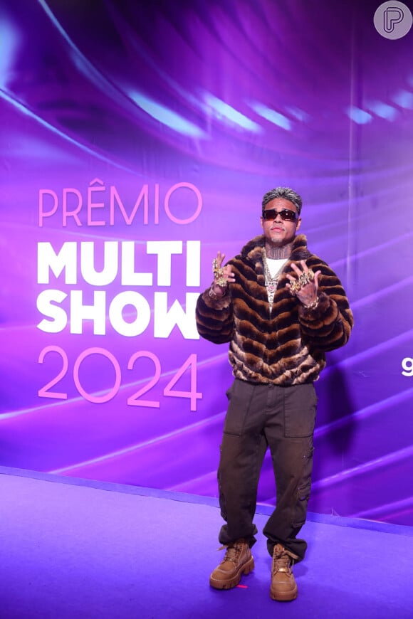 Prêmio Multishow 2024: MC Cabelinho ousou ao esbanjar estilo em tons de marrom no tapete vermelho