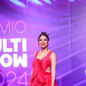 Prêmio Multishow 2024: grávida, Lexa escolheu um vestido vazado nas laterais e repleto de babados