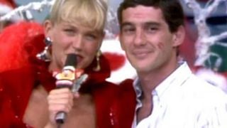 Arrepia até hoje! Há 36 anos, Xuxa encheu Ayrton Senna de beijos no Natal, mas desejo da namorada trazia coincidência bizarra