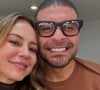 Paolla Oliveira publicou uma foto com Diogo Nogueira no mesmo dia que a matéria de Fábia Oliveira foi ao ar. Coincidência ou forma sutil de afastar os rumores? 