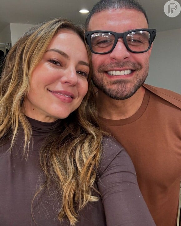 Paolla Oliveira publicou uma foto com Diogo Nogueira no mesmo dia que a matéria de Fábia Oliveira foi ao ar. Coincidência ou forma sutil de afastar os rumores? 