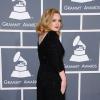 A cantora Adele posa para fotos ao chegar no Prêmio Grammy