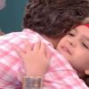 Mel Maia abraça Luciano após ganhar competição no 'Caldeirão do Huck' deste sábado, dia 31 de janeio de 2015