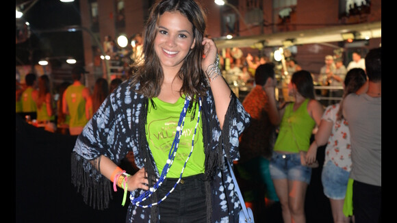 Bruna Marquezine vai gravar cenas da novela 'I Love Paraisópolis' em Nova York