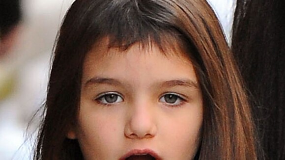 Suri, filha de Tom Cruise e Katie Holmes, faz aniversário de 7 anos