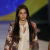 Bruna Marquezine desfila pela marca Coca Cola Clothing no Fashion Rio