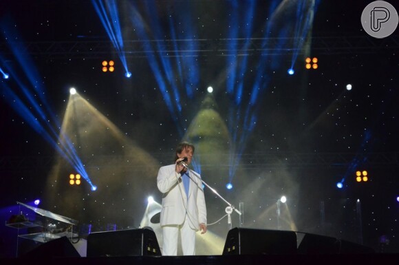 Roberto Carlos apresentou o show 'Emoções' durante a turnê do Sul