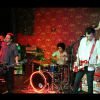 A banda Tio Che se apresenta no sábado, 7 de março de 2015, no Rio Rock & Blues Bar, no bairro da Lapa, Rio de Janeiro. O ator Sergio Guizé, da novela 'Alto Astral' é um dos integrantes do grupo