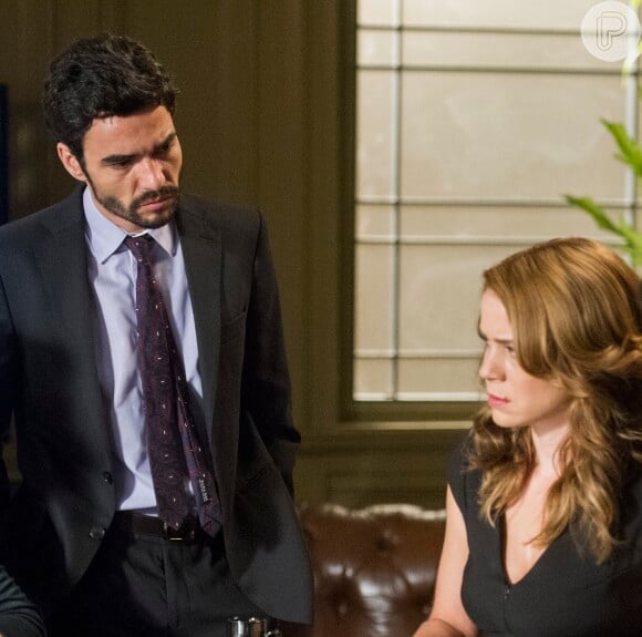 Cristina (Leandra Leal) será sequestrada por José Pedro (Caio Blat) no dia seguinte ao seu casamento. A cena vai ao ar no penúltimo capítulo da novela 'Império'