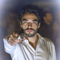 Caio Blat ganha marcas roxas em gravação final de 'Império': '48 horas gravando'