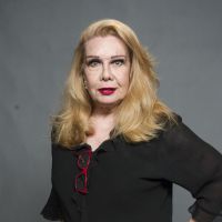 Rogéria comemora retorno às novelas em 'Babilônia': 'Me sinto uma star'