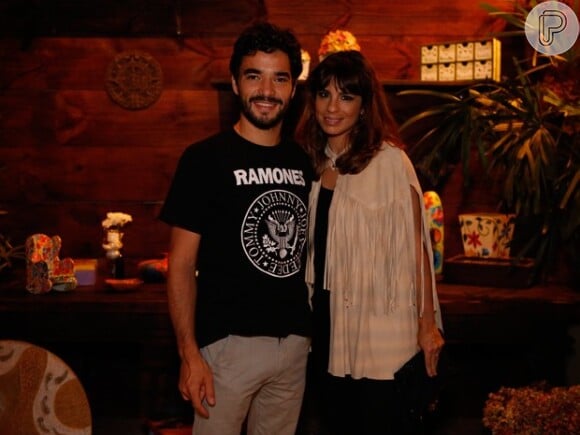 Após rumores de separação, Caio Blat e Maria Ribeiro chegaram juntos no restaurante