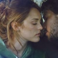 Novela 'Sete Vidas': Julia e Pedro não resistem à paixão e se beijam