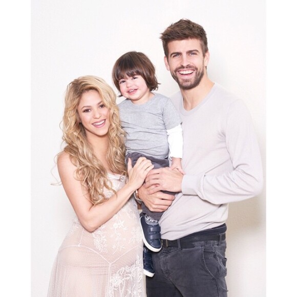 Shakira e Gerard Piqué já são pais de Milan, de 2 anos 