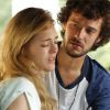 Júlia (Isabelle Drummond) e Pedro (Jayme Matarazzo) se sentem culpados depois do beijo, na novela 'Sete Vidas'