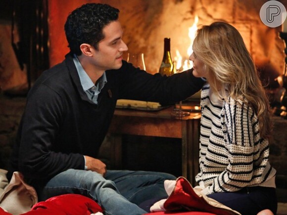 Júlia (Isabelle Drummond) se casa com Edgard (Fernando Belo), na novela 'Sete Vidas', em 03 de abril de 2015