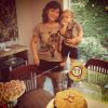 Regiane Alves comemora aniversário de 11 meses do filho, João Gabriel: 'Meu pequeno', escreveu ela no Instagram, nesta quinta-feira, 26 de março de 2015