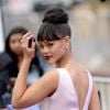 'Não seria justo arrastar mais alguém para essa vida', afirmou Rihanna sofre relacionamento