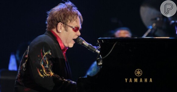 Elton John se apresenta no Rock in Rio em 20 de setembro