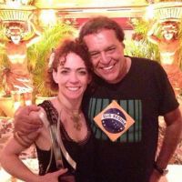 Dennis Carvalho está namorando a atriz Laila Garin, a Maria José de 'Babilônia'