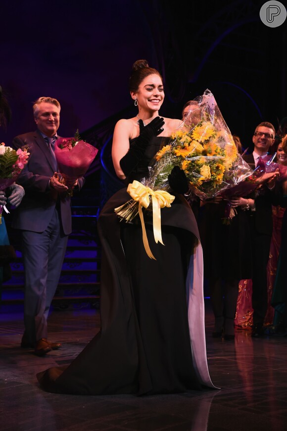 Vanessa Hudgens estrela o musical 'Gigi' na Broadway