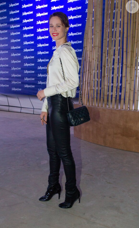 Mariana Ximenes completa 34 anos neste domingo, 26 de abril de 2015