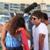 Bruno Gagliasso e Camila Pitanga gravam cenas da novela 'Babilônia' na praia do Leme, no Rio de Janeiro