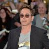 O interprete do herói Homem de Ferror, Robert Downey Jr., também não ficou de fora da première de 'Vingadores: Era de Ultron' em Londres, na Inglaterra