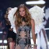 No ano passado, Kate Grigorieva desfilou pela Victoria's Secret com o tema 'Angel Ball'