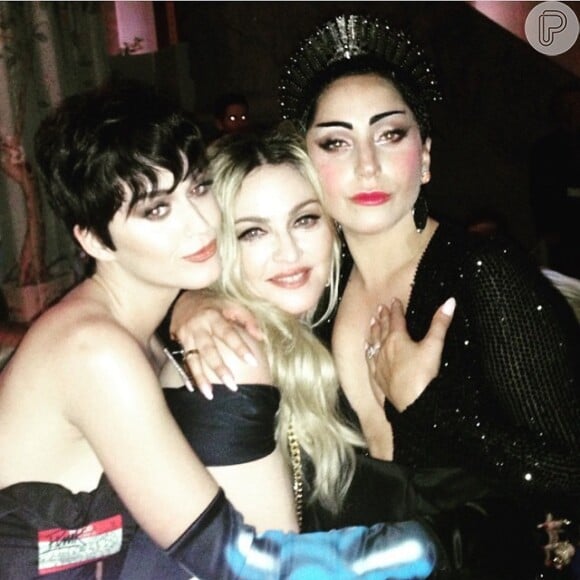Katy Perry, Madonna e Lady Gaga posam juntas em foto no Met Gala 2015, nesta segunda-feira, 4 de maio de 2015