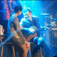 Michel Teló canta ao vivo para Thaís Fersoza e emociona a namorada