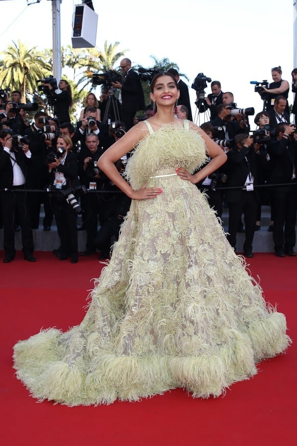 A atriz indiana Sonam Kapoor no Festival de Cannes 2015