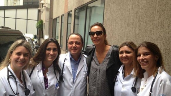 Netinho recebe visita de Ivete Sangalo no hospital: 'Trouxe felicidade e brilho'