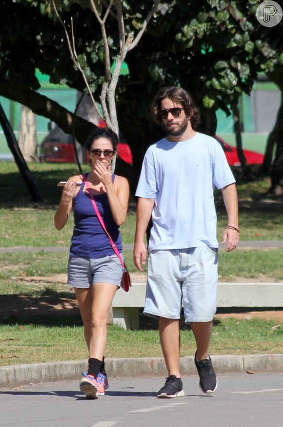Claudia Ohana e Guilherme Paranhos passaram a tarde juntos nesta quarta-feira, 20 de maio de 2015