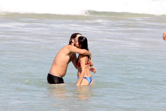 O casal já havia sido fotografado junto dias atrás na praia de Ipanema