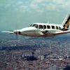 Avião Embraer 820, o mesmo modelo da aeronave que fez o pouso forçado com Luciano Huck e Angélica