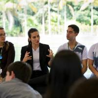 Cleo Pires apadrinha turma do projeto socioambiental 'Jovens Agentes Ambientais'