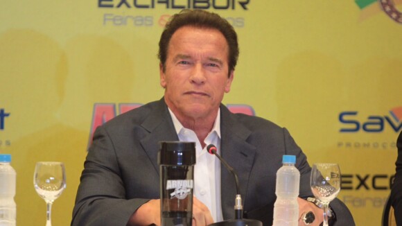 Arnold Schwarzenegger sobre reviver papel após 30 anos:'Como andar de bicicleta'