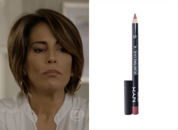 Para obter a boca nude, Beatriz (Gloria Pires) mistura o lápis labial da NYX, na cor SPL 810, com lipbalm