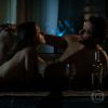 Estreia de Alessandra Ambrosio na novela 'Verdades Secretas' é marcada por cena de sexo com Rodrigo Lombardi