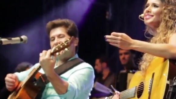 Paula Fernandes canta com Daniel pela primeira vez em show. Veja vídeos!