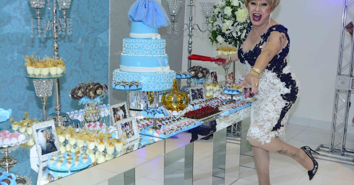 Look para festa de aniversário de hot sale 50 anos