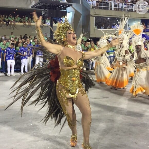 Claudia Raia desfilou, mais uma vez, pela Beija-Flor neste Carnaval