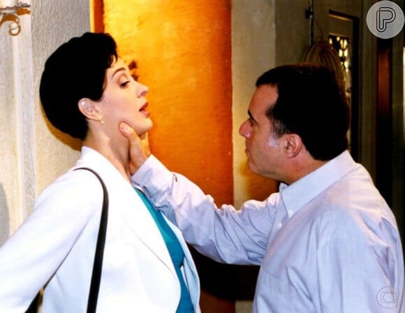 Ângela Vidal foi outra vilã interpretada por Claudia Raia. Em 'Torre de Babel' (1998), a atriz dividiu cenas com Tony Ramos